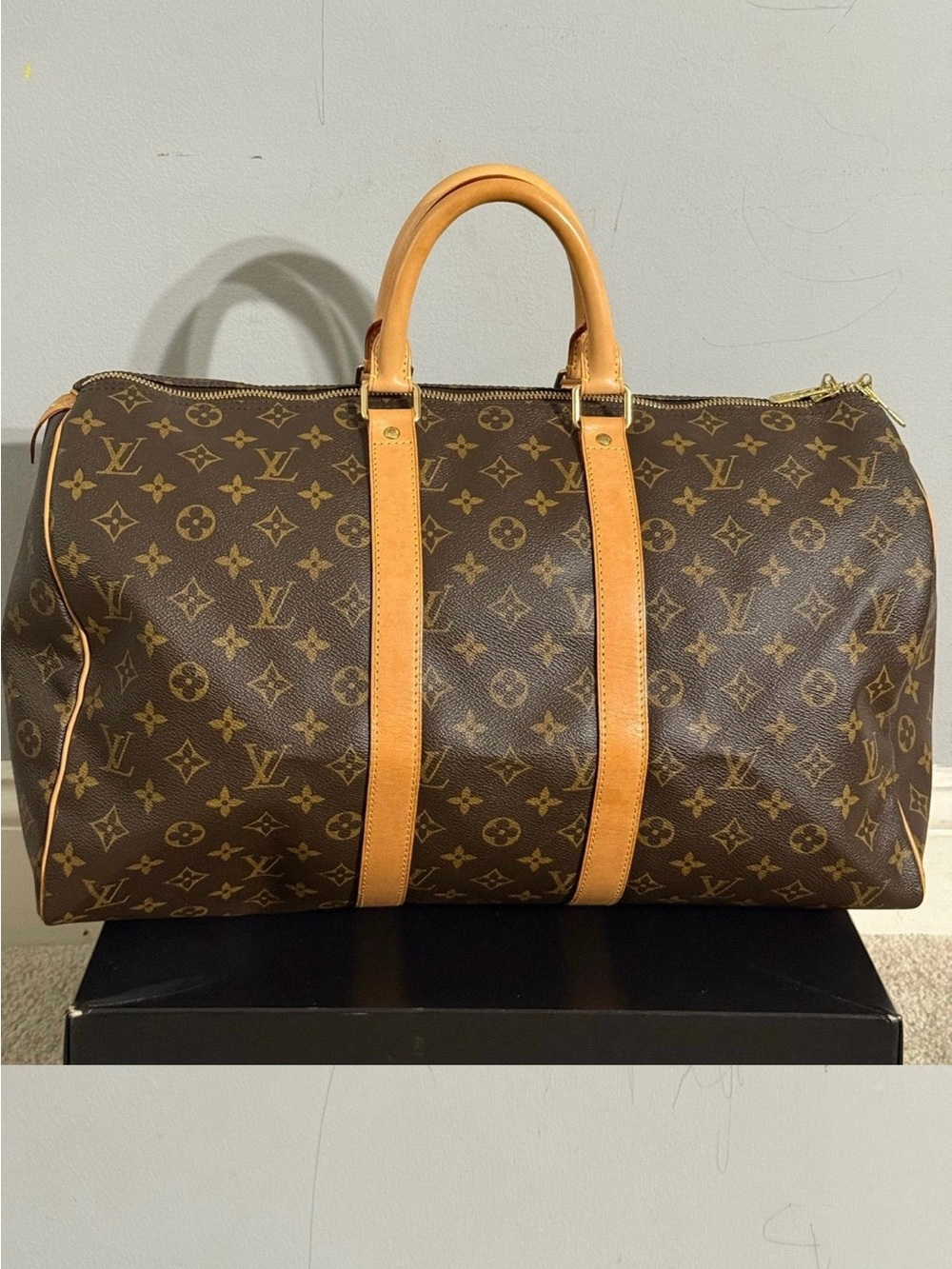 Louis Vuitton Keepall 45- Monogram Travel Duffel in Brown and Tan - Picture 4 of 7